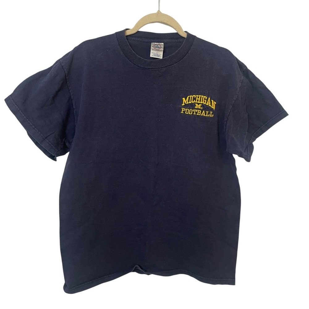 Adult Large Delta University Michigan Wolverines Football Embroidered  T-Shirt